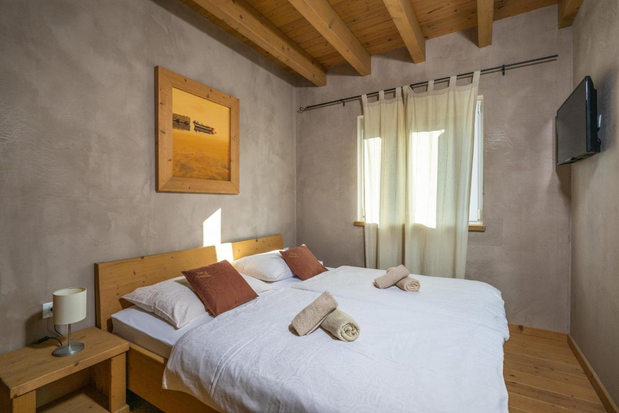 6-Bedroom Villa Chiara With Sea View Premantura Εξωτερικό φωτογραφία